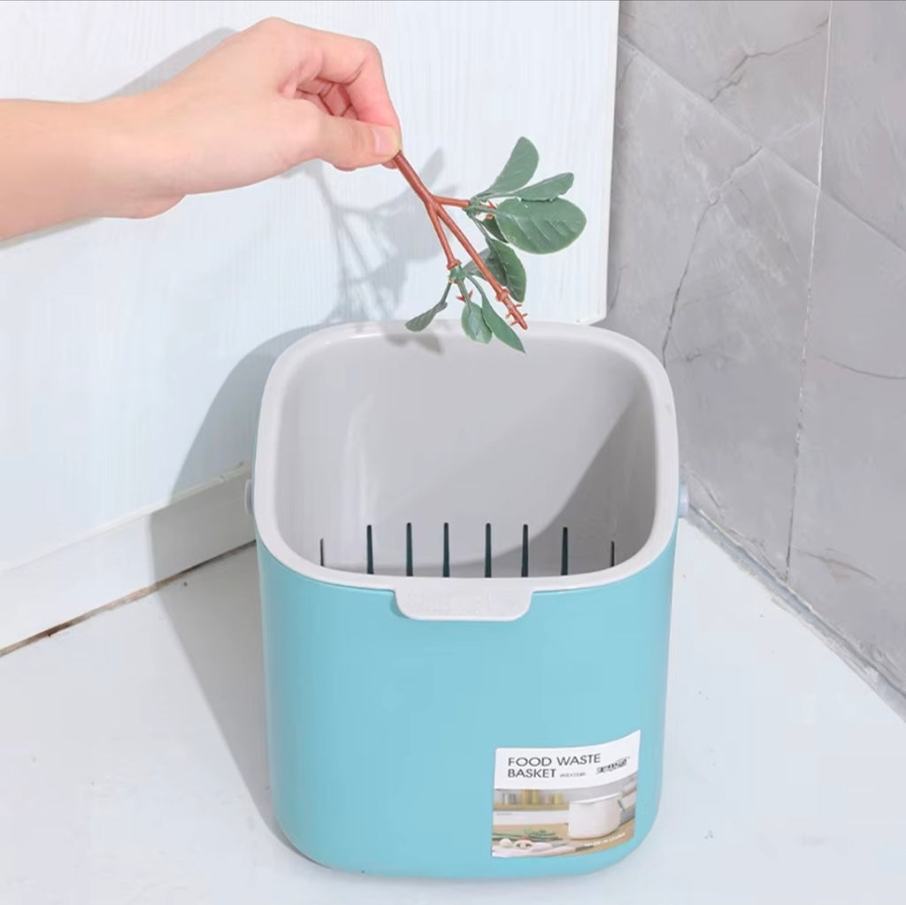 Countertop Trash Can with Lid